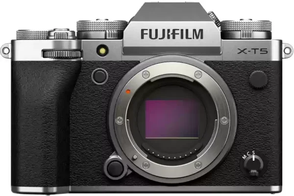 FUJIFILM X-T5 Mirrorless Camera (Black)